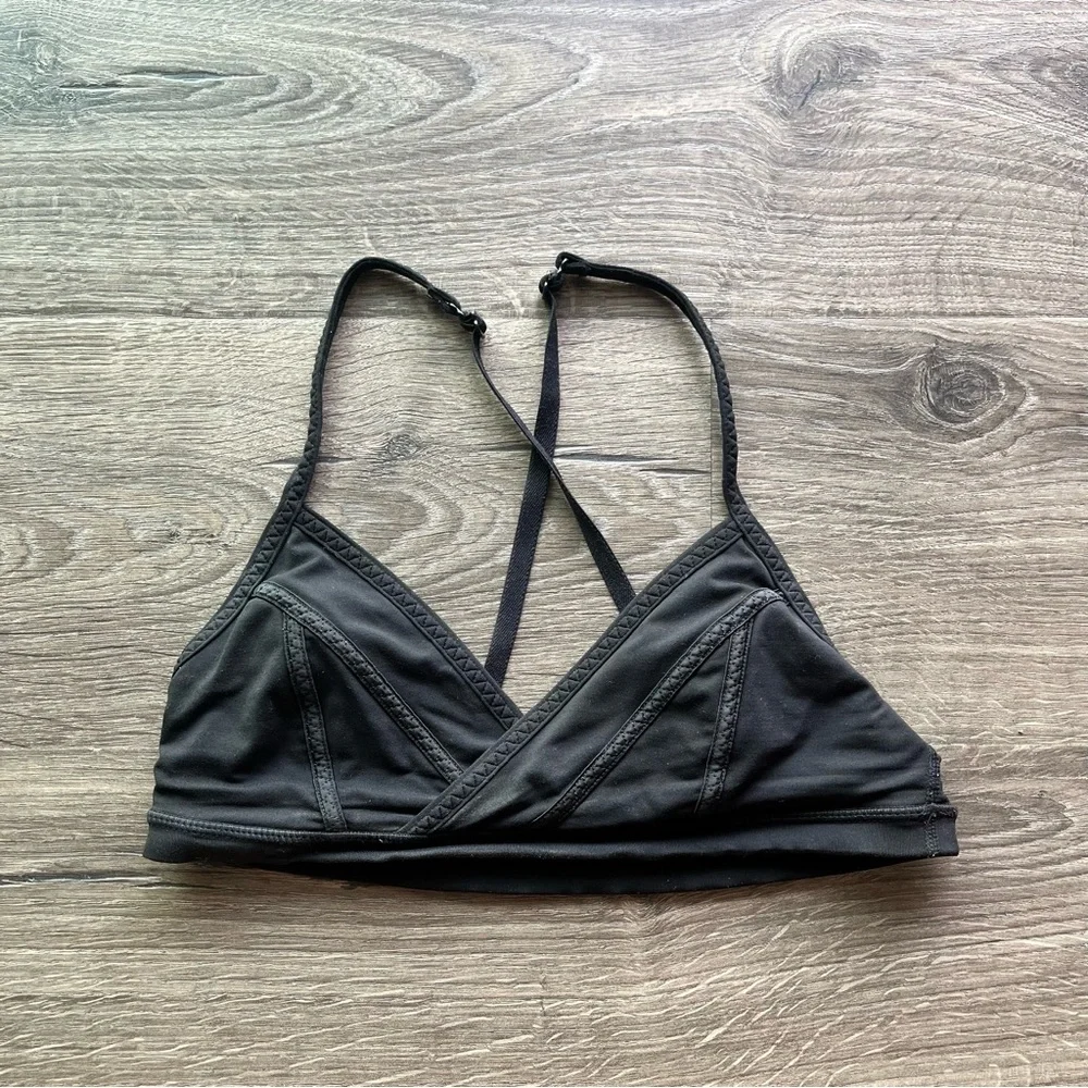 Lululemon Rehearsal Black Sports Bra